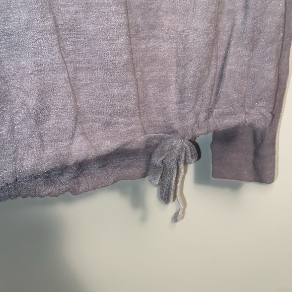 3 Dots M Grey Sparkly Long Slv - Picture 3 of 5